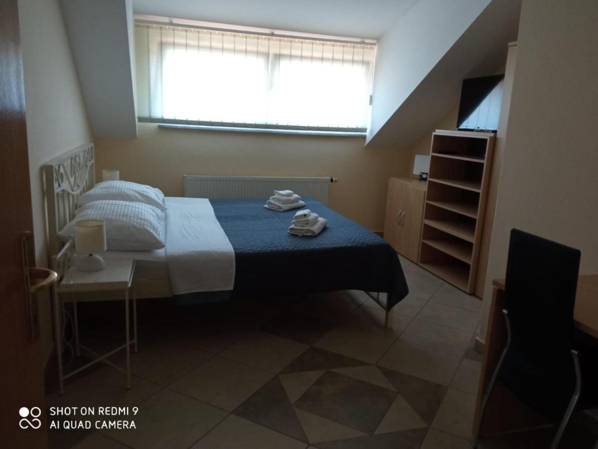 Appartement Ulica Ante Starcevica 113 à Okucani Extérieur photo