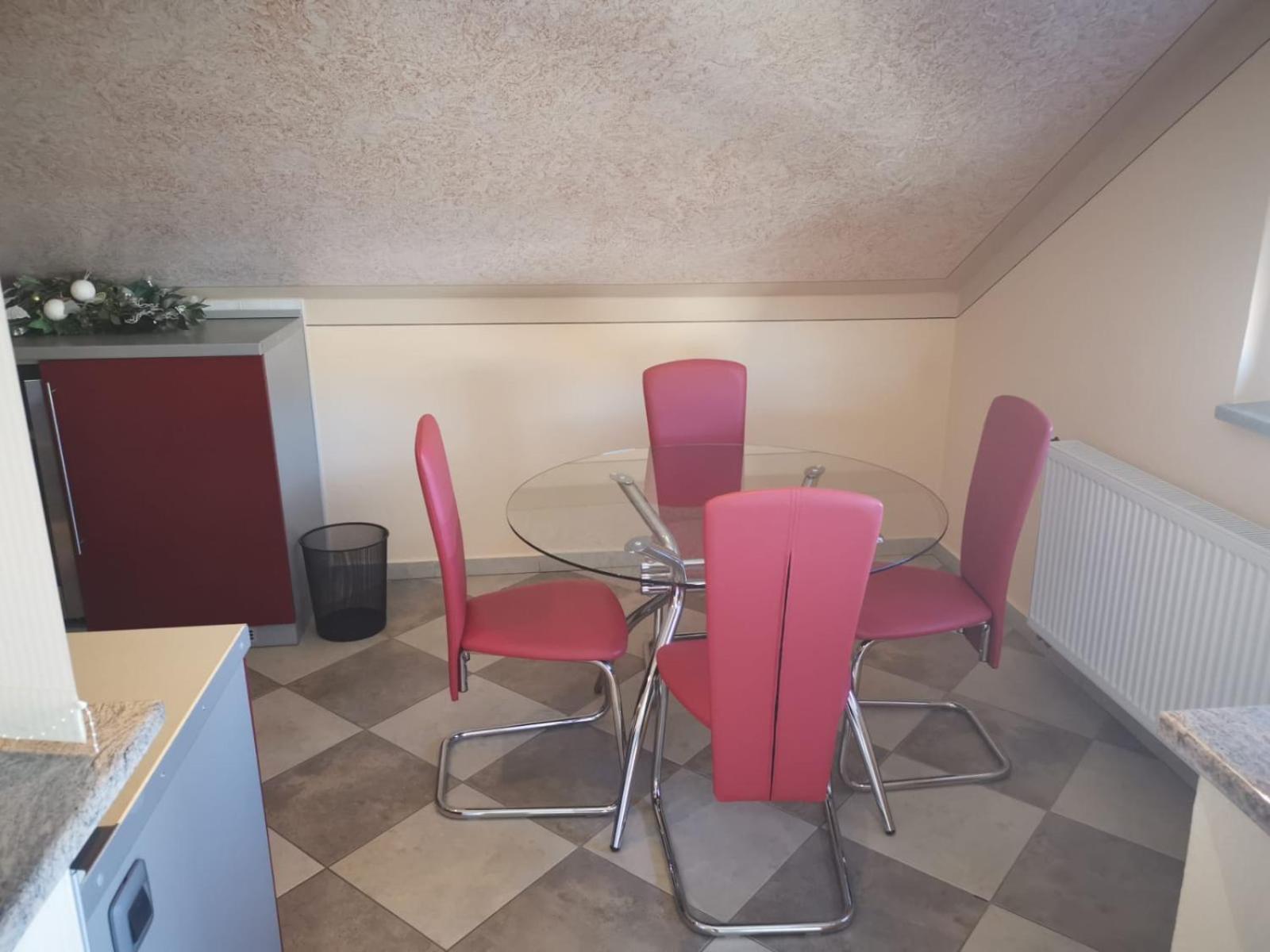 Appartement Ulica Ante Starcevica 113 à Okucani Extérieur photo